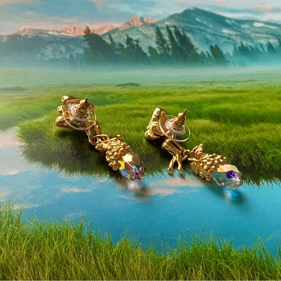 🧚♀️ Kirks Folly, Vintage Vale of the Fairies Earrings - Picture 14 of 16